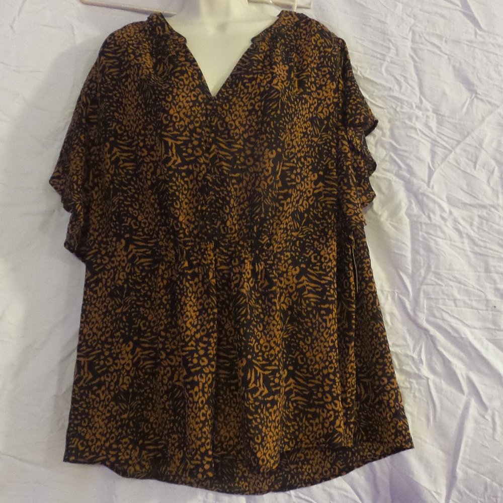 NWT Massini Women's animal print size 3X blouse orange & black